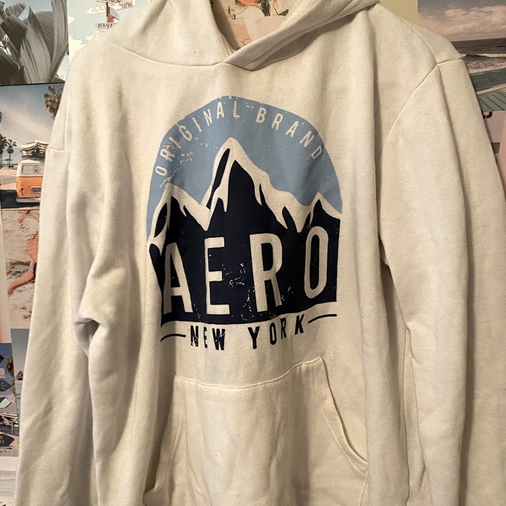 aeropostale white sweatshirt
